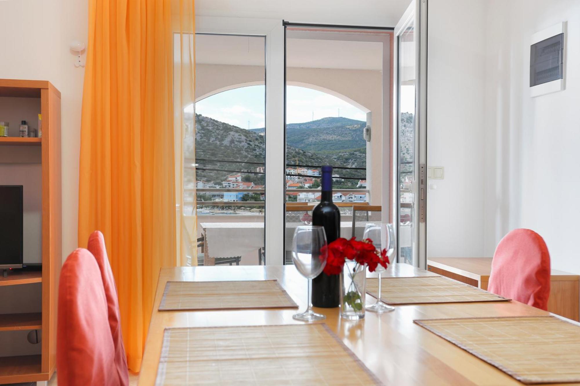 Apartments By The Sea Seget Vranjica, Trogir - 13771 Номер фото